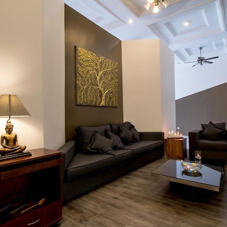 De Art Hotel Phnom Penh Bagian luar foto
