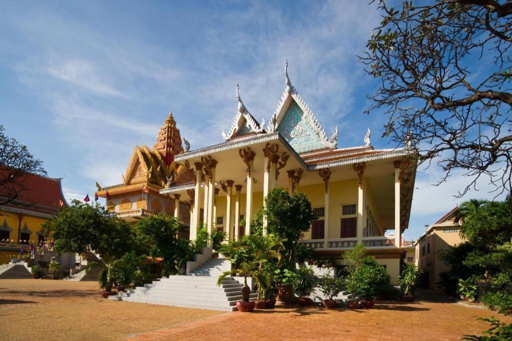 De Art Hotel Phnom Penh Bagian luar foto