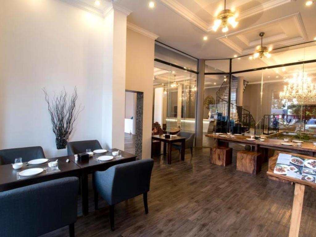 De Art Hotel Phnom Penh Bagian luar foto