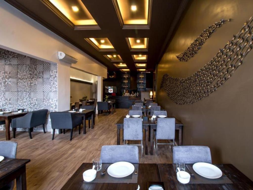 De Art Hotel Phnom Penh Bagian luar foto