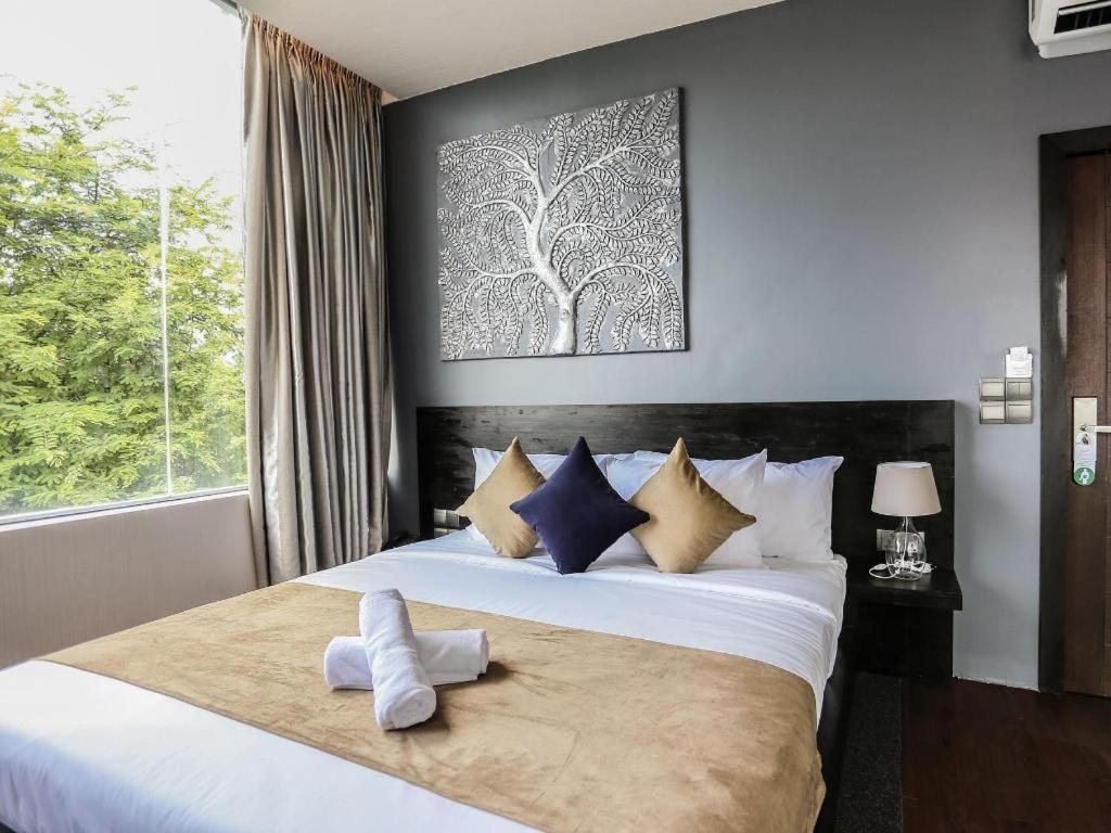 De Art Hotel Phnom Penh Bagian luar foto