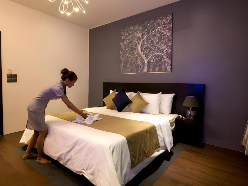 De Art Hotel Phnom Penh Bagian luar foto