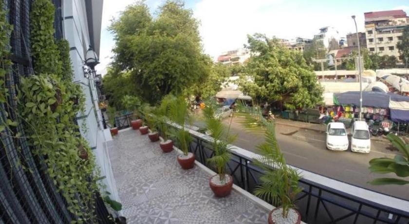 De Art Hotel Phnom Penh Bagian luar foto
