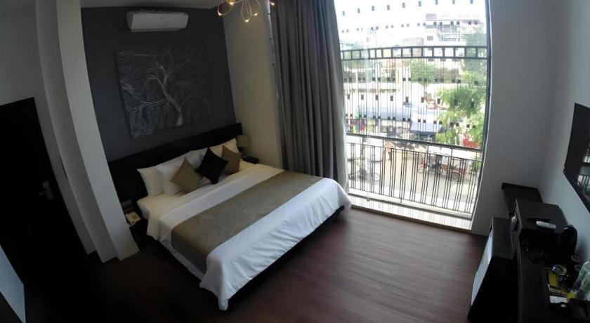 De Art Hotel Phnom Penh Bagian luar foto