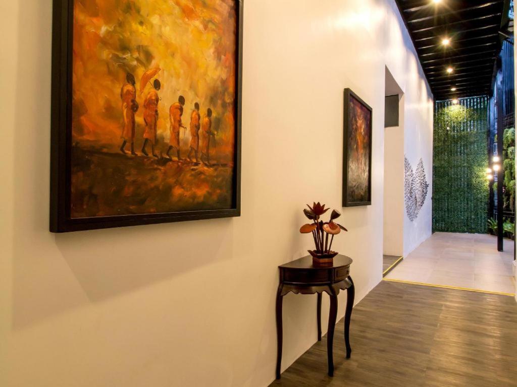 De Art Hotel Phnom Penh Bagian luar foto